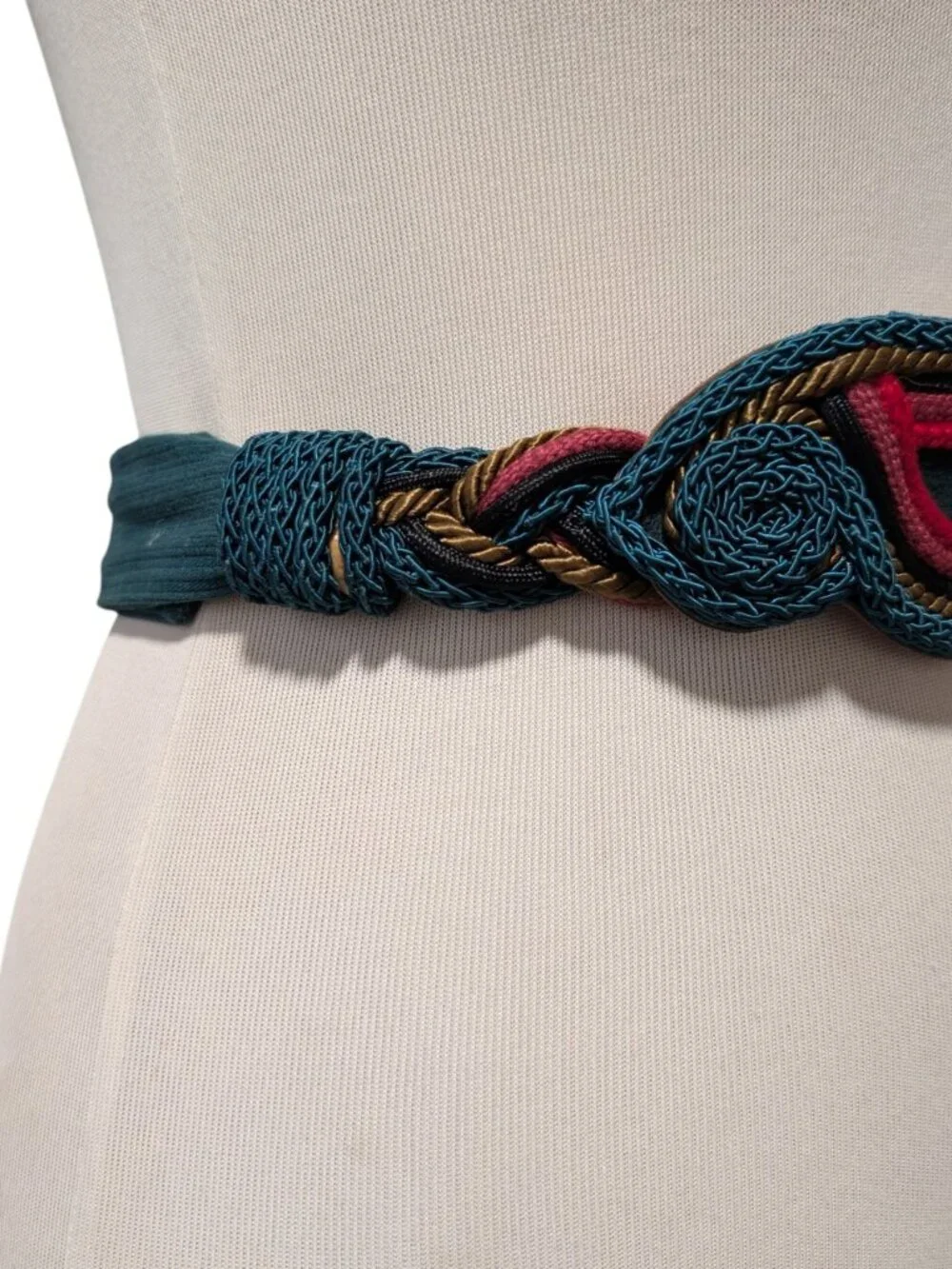 Vintage Carolyn Tanner Women OS Green Red Braided Cord Statement Adjustable Belt